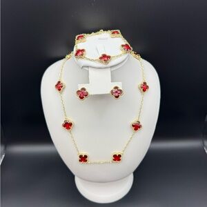Chic Red and Gold Necklace Set